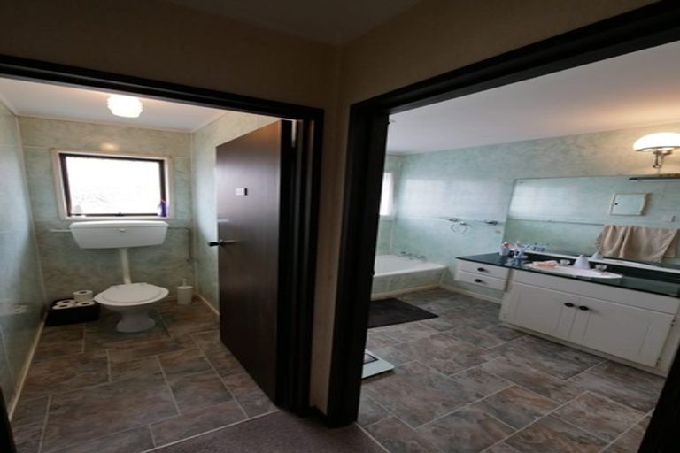 Photo of property in 34 Lakeside Drive, Pahurehure, Papakura, 2113