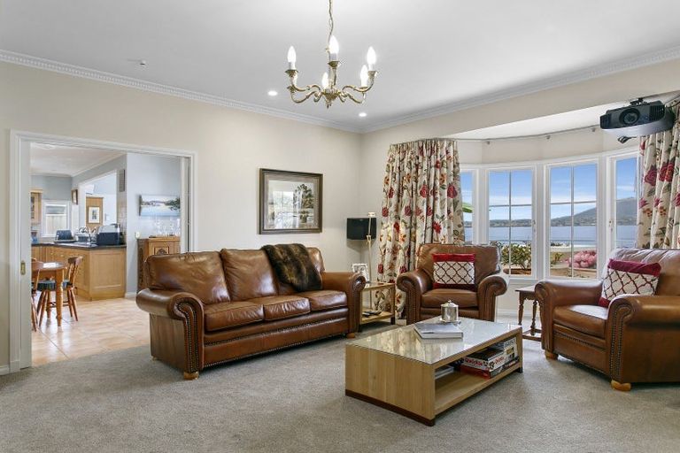 Photo of property in 23 Te Kopua Street, Acacia Bay, Taupo, 3330