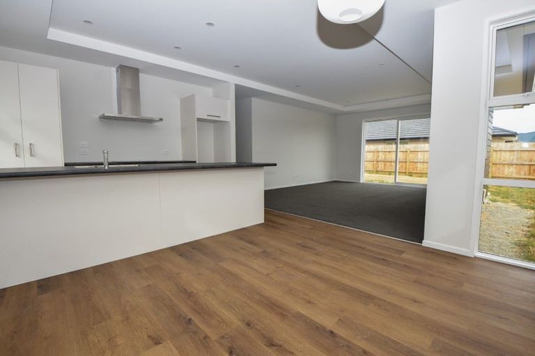 Photo of property in 14 Kakariki Crescent, Carterton, 5713