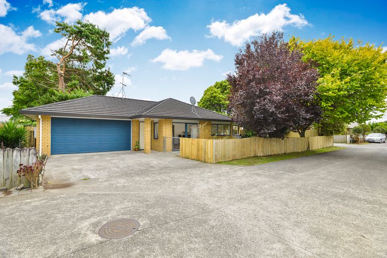 Photo of property in 41 Manuroa Road, Takanini, 2112