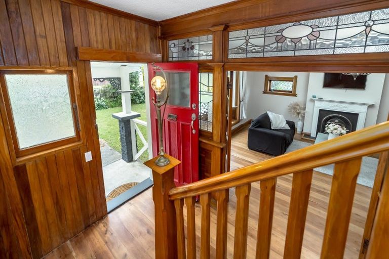 Photo of property in 98 Brandon Street, Featherston, 5710