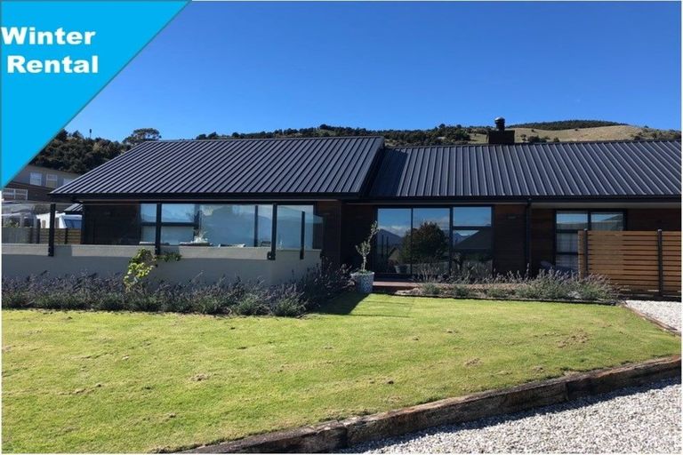 Photo of property in 14 Islington Place, Wanaka, 9305