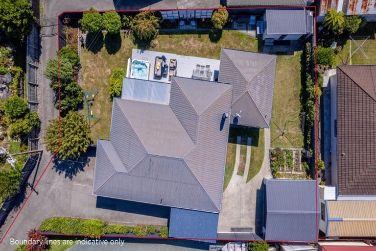 Photo of property in 8 Neale Avenue, Stoke, Nelson, 7011