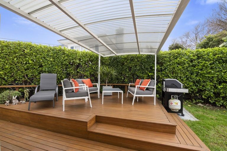 Photo of property in 1/49 Nile Road, Milford, Auckland, 0620