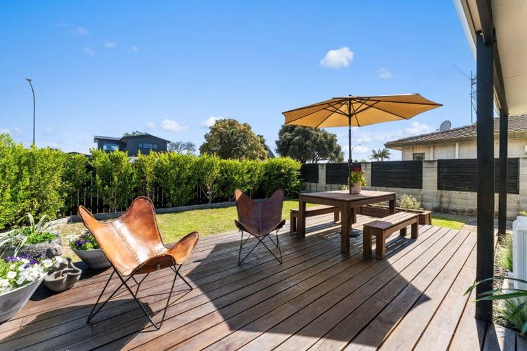 Photo of property in 1 Gobray Crescent, Mount Maunganui, 3116