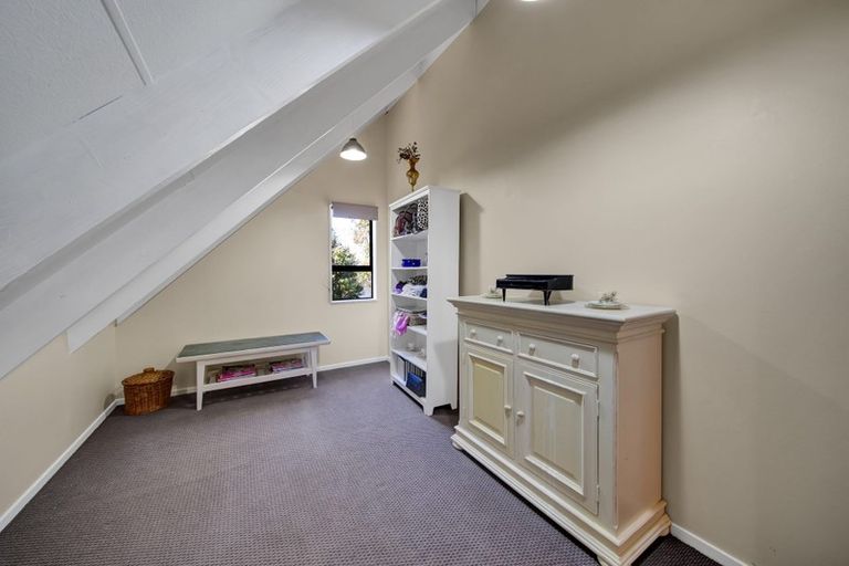 Photo of property in 73a Heta Road, Highlands Park, New Plymouth, 4312