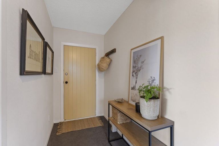 Photo of property in 60 Wingate Street, Redwood, Christchurch, 8051