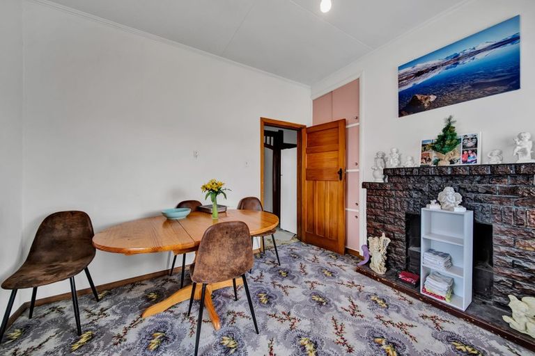 Photo of property in 4 George Street, Hawera, 4610