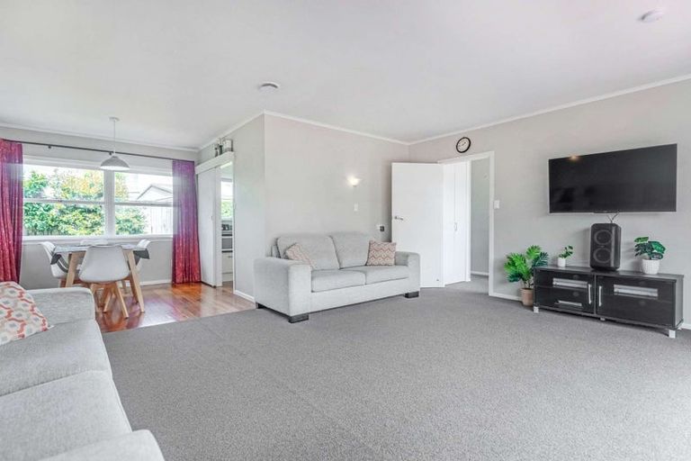 Photo of property in 16b Campbell Street, Waiuku, 2123