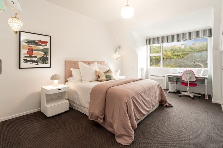 Photo of property in 64 Friend Street, Karori, Wellington, 6012