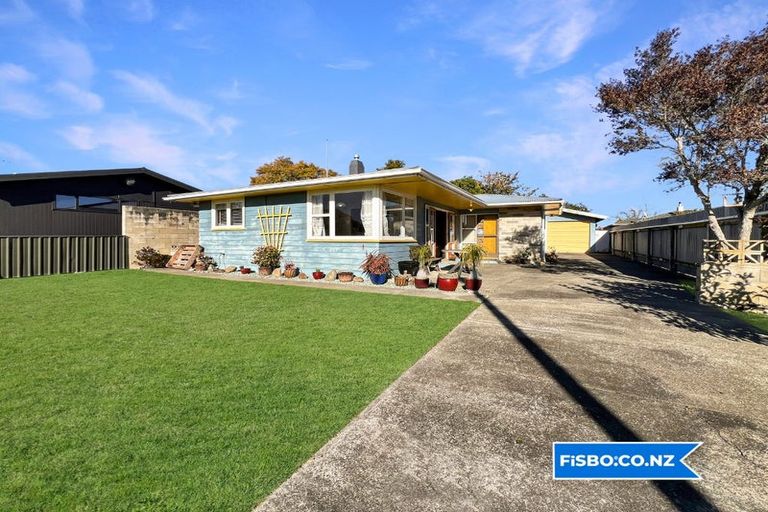 Photo of property in 96 Lipscombe Crescent, Havelock North, 4130