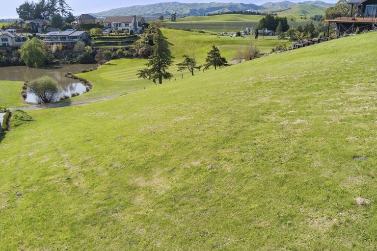 Photo of property in 32 Golf View Close, Fairhall, 7272