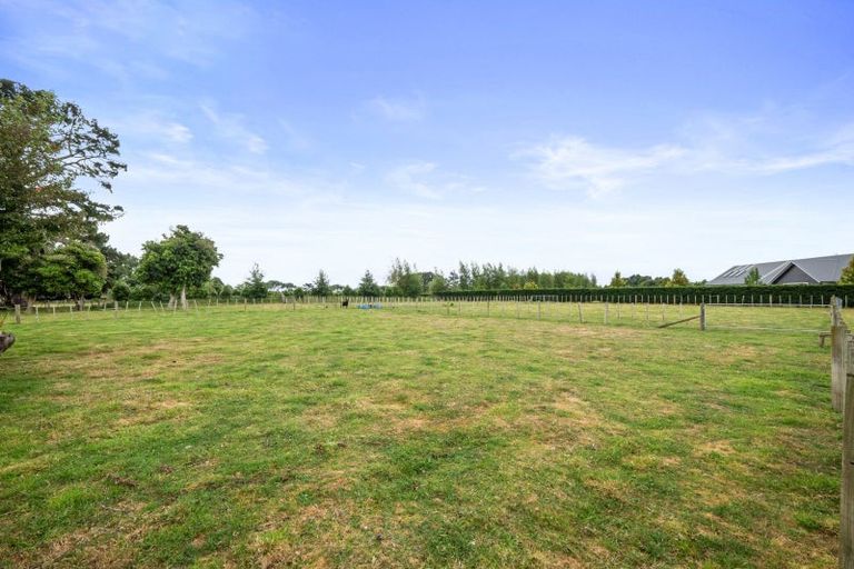 Photo of property in 49 Wakefield Road, Levin, 5571