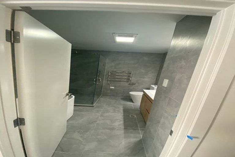 Photo of property in 6 Paina Crescent, Massey, Auckland, 0614