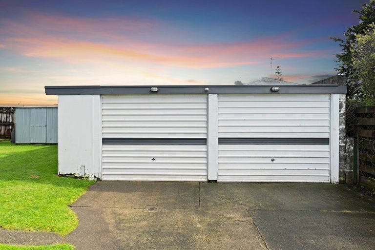 Photo of property in 69 Resthill Crescent, Glenview, Hamilton, 3206