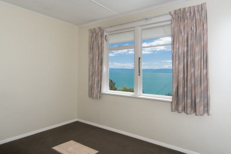 Photo of property in 3 Grenville Terrace, Moana, Nelson, 7011