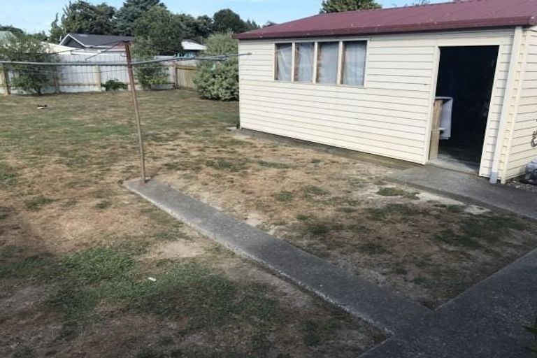 Photo of property in 37 Monowai Place, Westbrook, Palmerston North, 4412