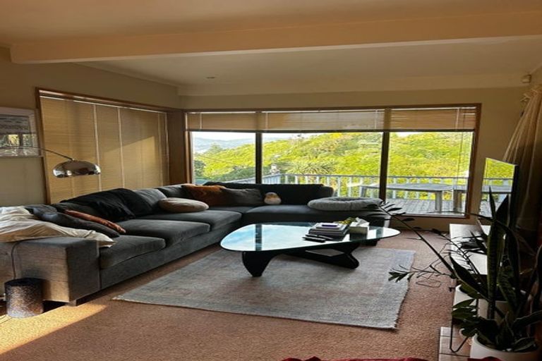 Photo of property in 96 Onslow Road, Khandallah, Wellington, 6035