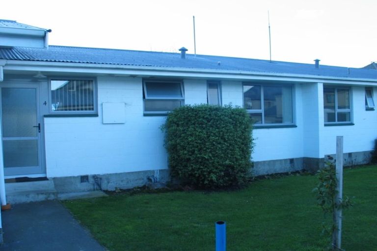 Photo of property in 2/28 Mona Vale Avenue, Riccarton, Christchurch, 8011