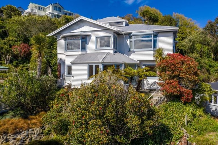 Photo of property in 129 Wadestown Road, Wadestown, Wellington, 6012