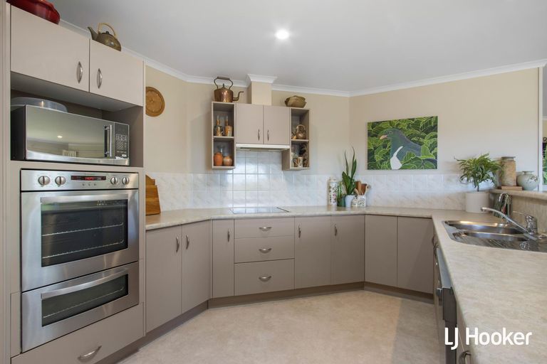 Photo of property in 127 Koutunui Road, Athenree, Katikati, 3177