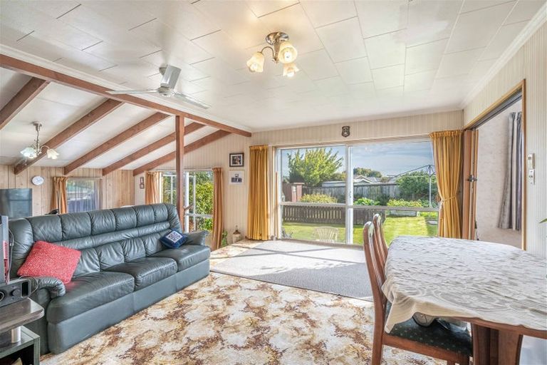 Photo of property in 8 Milford Street, Heidelberg, Invercargill, 9812