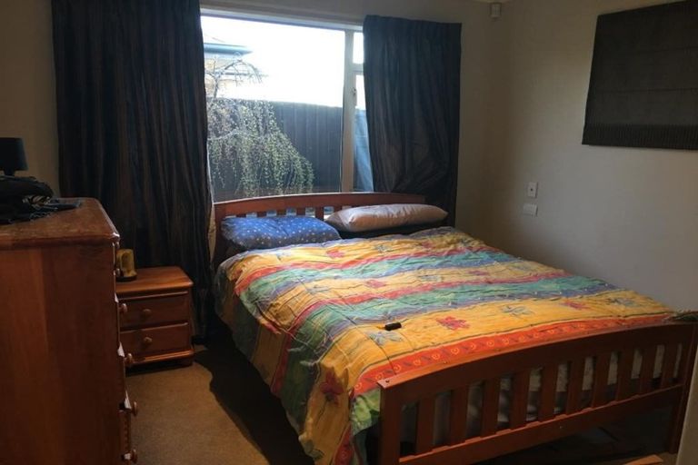 Photo of property in 1b Staffordshire Street, Burwood, Christchurch, 8083