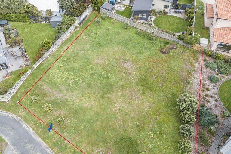 Photo of property in 10 Marram Way, Peka Peka, Waikanae, 5391