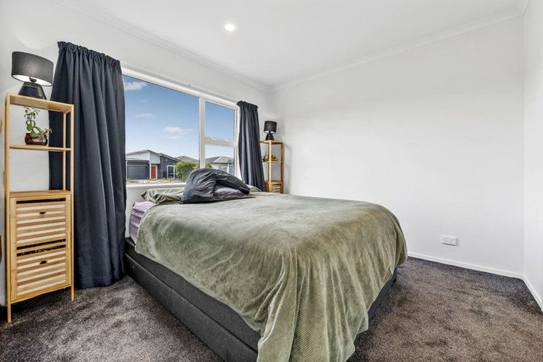 Photo of property in 120 Kuaka Drive, Takanini, 2112