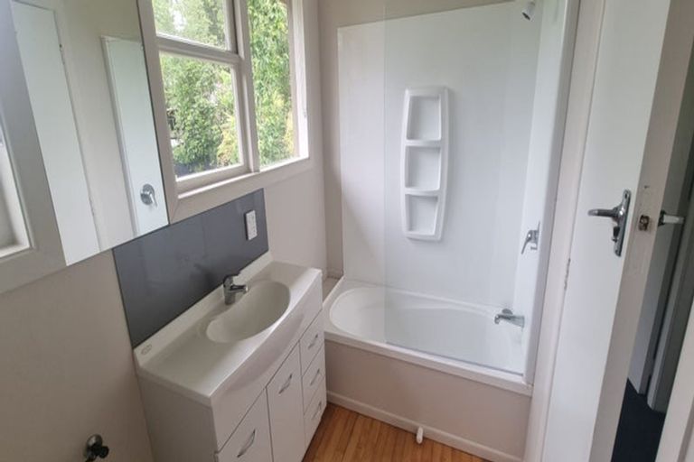 Photo of property in 8a Wharepaina Crescent, Springfield, Rotorua, 3015