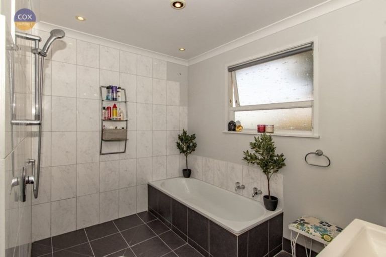 Photo of property in 44 Upham Crescent, Taradale, Napier, 4112