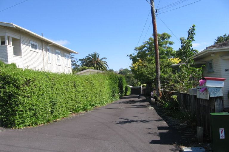 Photo of property in 28g Abbotts Way, Remuera, Auckland, 1050