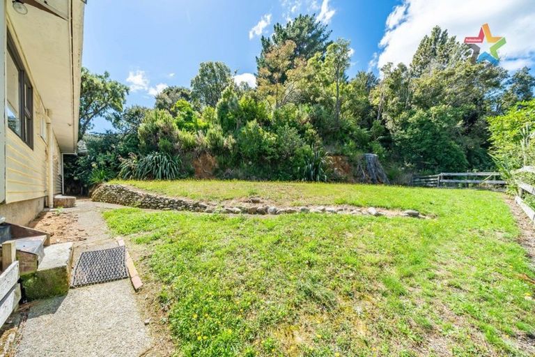 Photo of property in 51 Lowry Crescent, Stokes Valley, Lower Hutt, 5019
