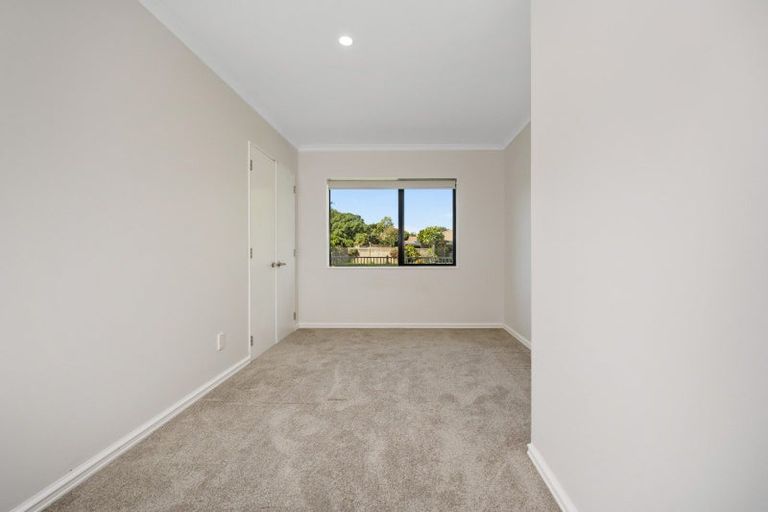 Photo of property in 1 Corinth Grove, Papamoa Beach, Papamoa, 3118