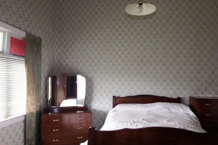 Photo of property in 107 Domett Street, Westport, 7825