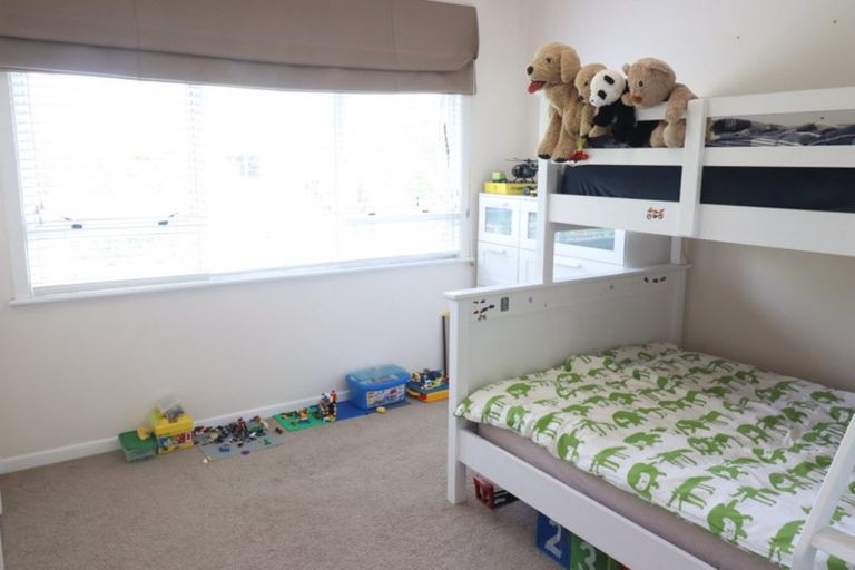 Photo of property in 1/114 Coronation Road, Hillcrest, Auckland, 0627