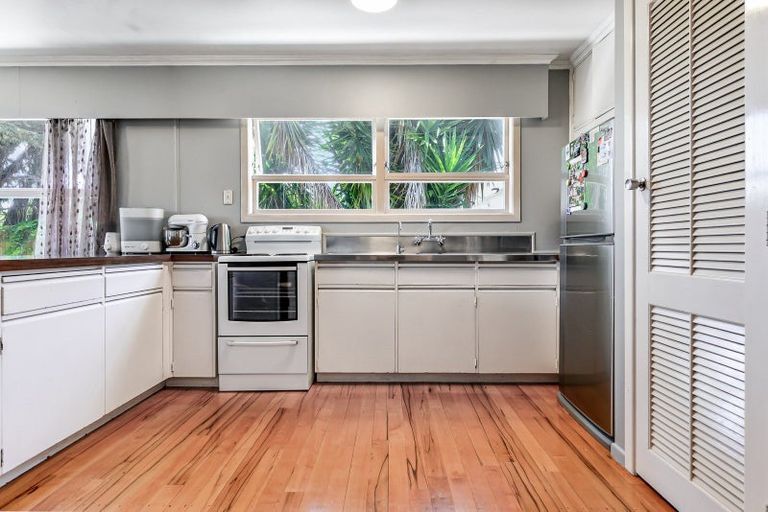 Photo of property in 51 Sandwich Road, St Andrews, Hamilton, 3200