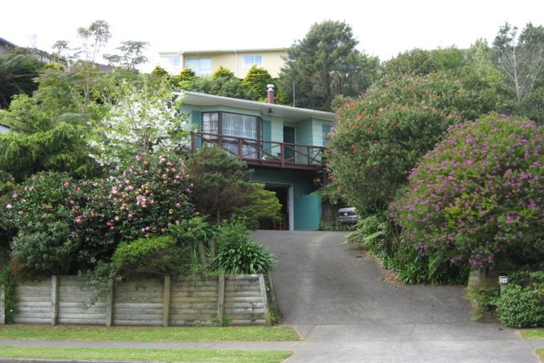 Photo of property in 79 Poplar Grove, Whalers Gate, New Plymouth, 4310