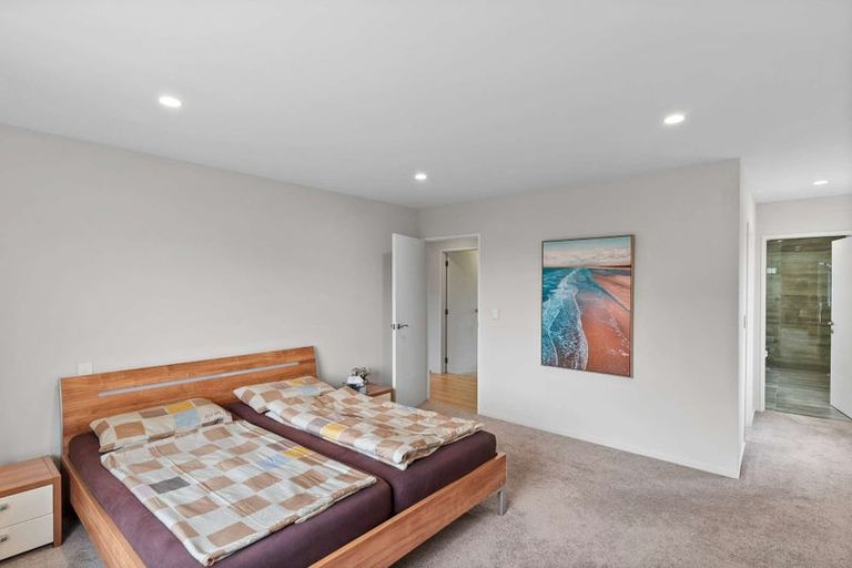 Photo of property in 11 Paradise Way, Amberley, 7410