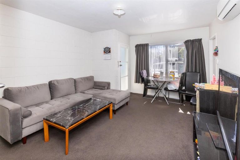 Photo of property in 226 Old Farm Road, Hamilton East, Hamilton, 3216