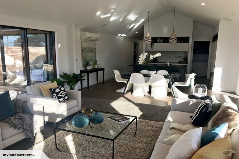 Photo of property in 39 Kano Way, Hobsonville, Auckland, 0616