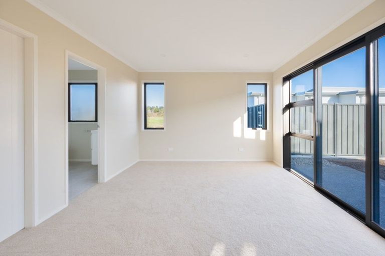 Photo of property in 17 Mohaka Street, Poraiti, Napier, 4112