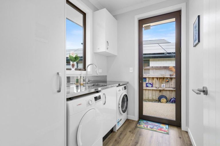 Photo of property in 23 Hyatt Close, Leamington, Cambridge, 3432