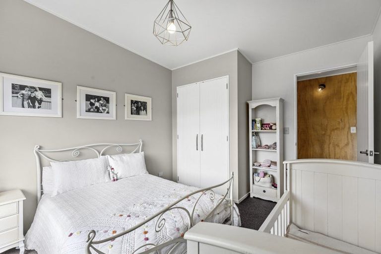 Photo of property in 62 Kingsdale Park Drive, Aokautere, Palmerston North, 4471