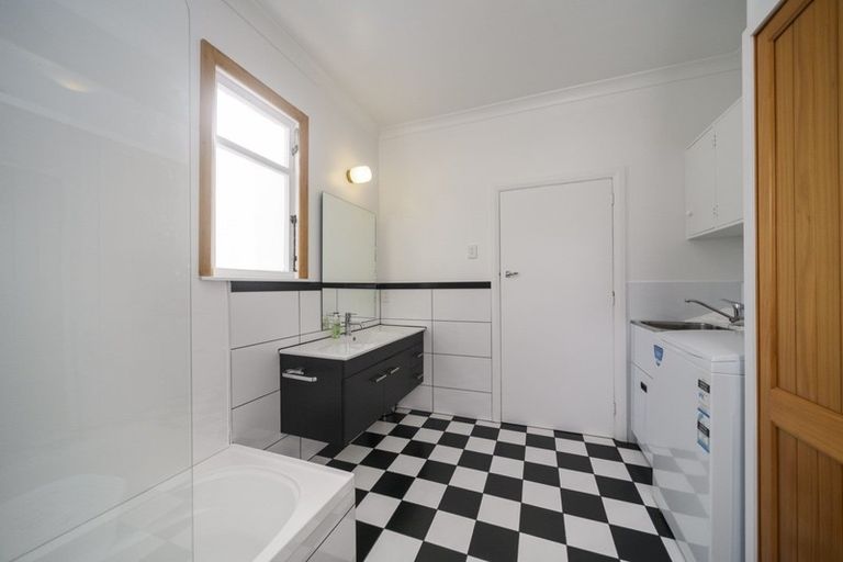 Photo of property in 40 Manawatu Street, Hokowhitu, Palmerston North, 4410