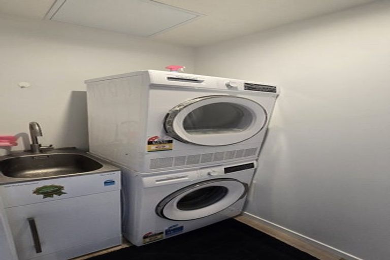 Photo of property in 5 Pipi Place, Levin, 5510