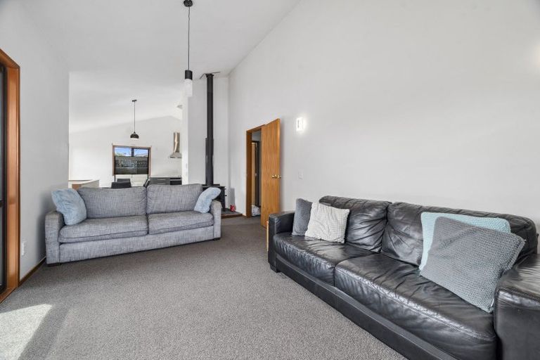 Photo of property in 2/11 Kereru Street, Two Mile Bay, Taupo, 3330