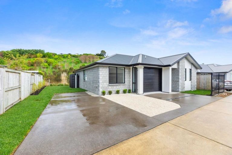 Photo of property in 30a Pakanga Grove, Pyes Pa, Tauranga, 3112