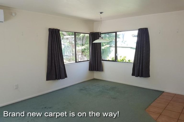 Photo of property in 1/26 Newington Road, Henderson, Auckland, 0612