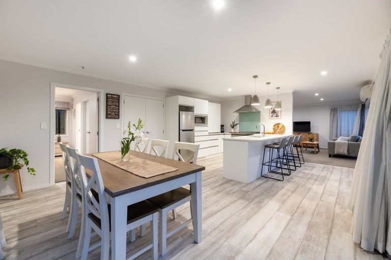 Photo of property in 14 Danny Place, Pyes Pa, Tauranga, 3112